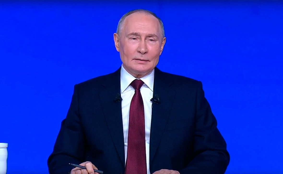 Трансляция прямой линии президента России Владимира Путина