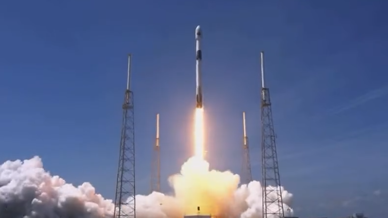 SpaceX вывела на орбиту телескоп для изучения темной материи