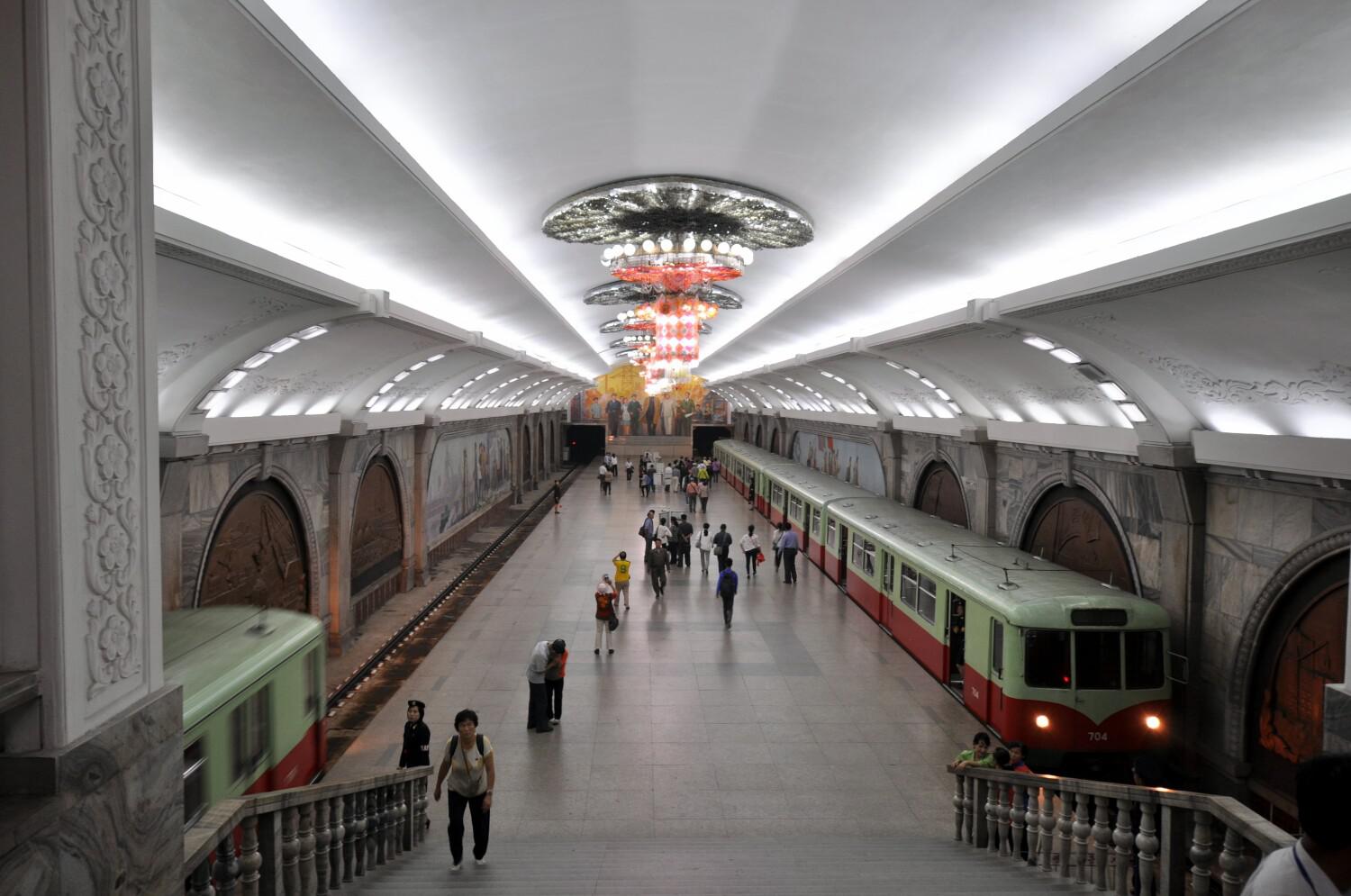 Станция &laquo;Пухын&raquo; в Пхеньяне