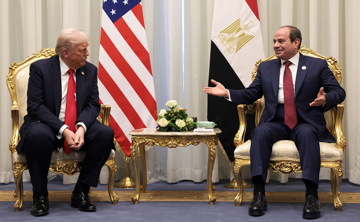 Президент Египта заявил, что Трамп&nbsp;&mdash; единственный, кто может установить мир на Ближнем Востоке. Он подчеркнул, что теперь важно обеспечить соблюдение режима прекращения огня между Израилем и ХАМАС, вернуть тела оставшихся погибших заложников в Газе их семьям и допустить доставку гуманитарной помощи в сектор Газа.