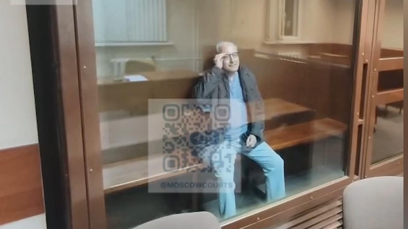 Суд арестовал блогера Сюткина по делу о фейках об армии