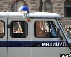 В Петербурге у безработного похитили телефон и 1 млн рублей