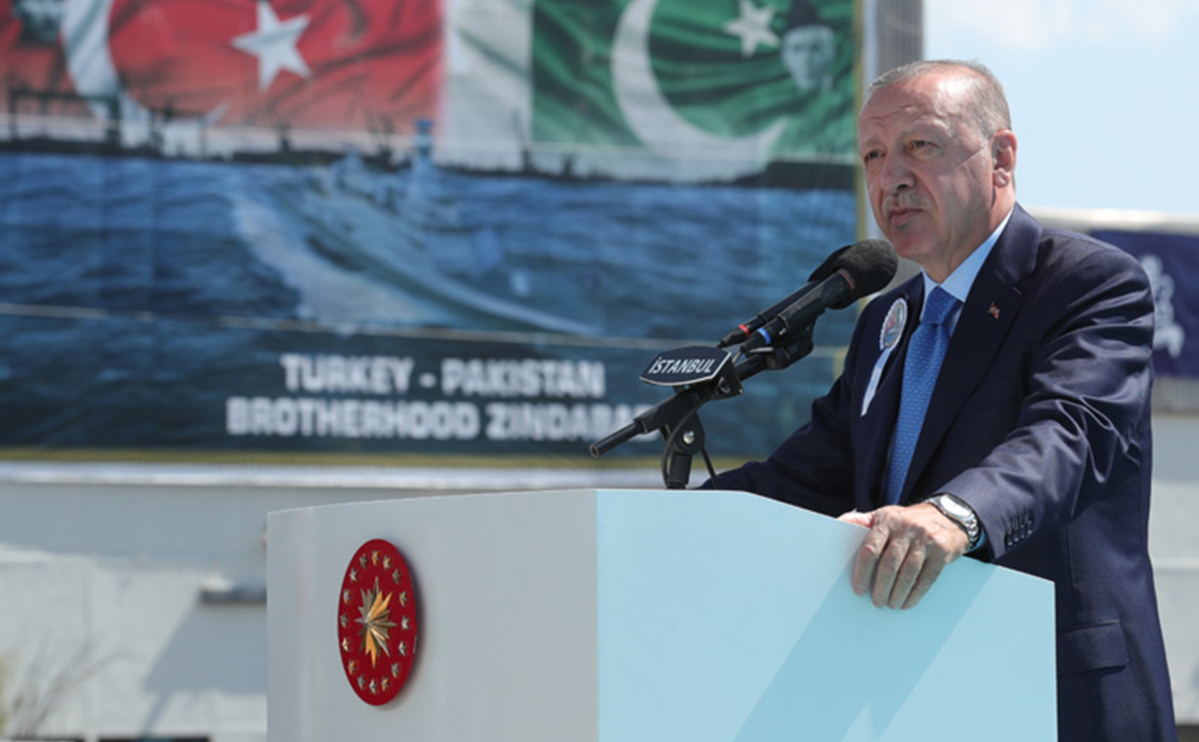 Эрдоган выразил соболезнования из-за крушения российского Бе-200 в Турции