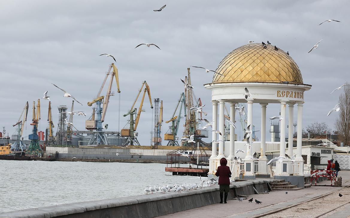 Дроны ВСУ попытались атаковать порт Бердянска