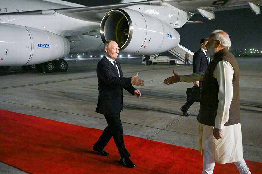 Самолет&nbsp;Путина&nbsp;приземлимся вечером на авиабазе ВВС Индии Палам.