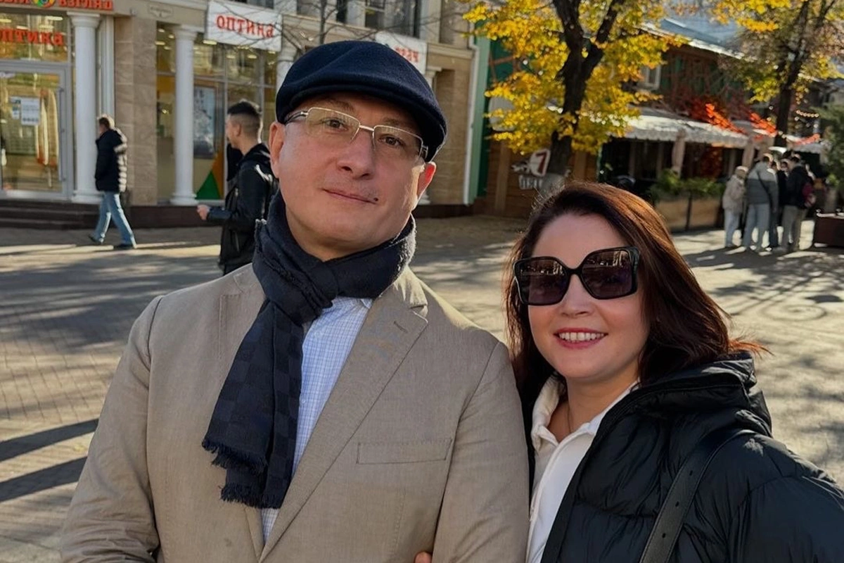 Екатерина Вуличенко с мужем Маратом Гуданаевым в 2024 году