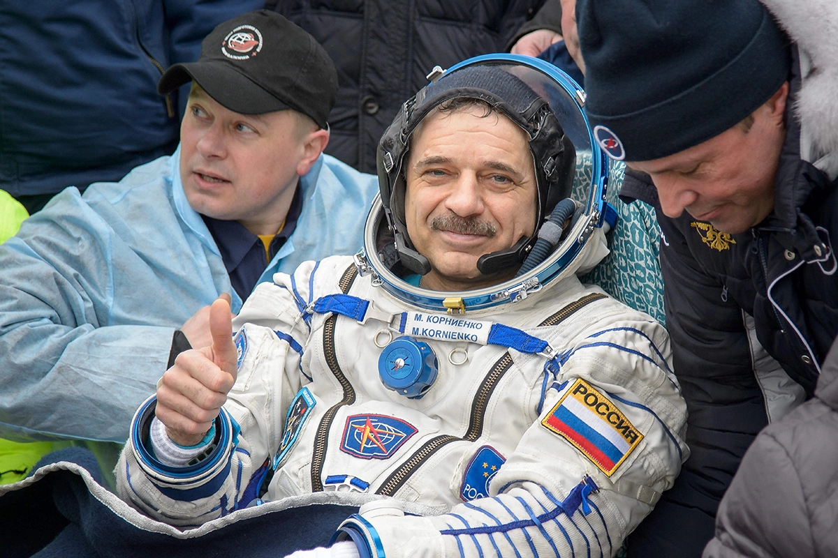 Экипаж МКС вместе с Михаилом Корниенко и участниками 46-й экспедиции вернулся на Землю, 2016 год