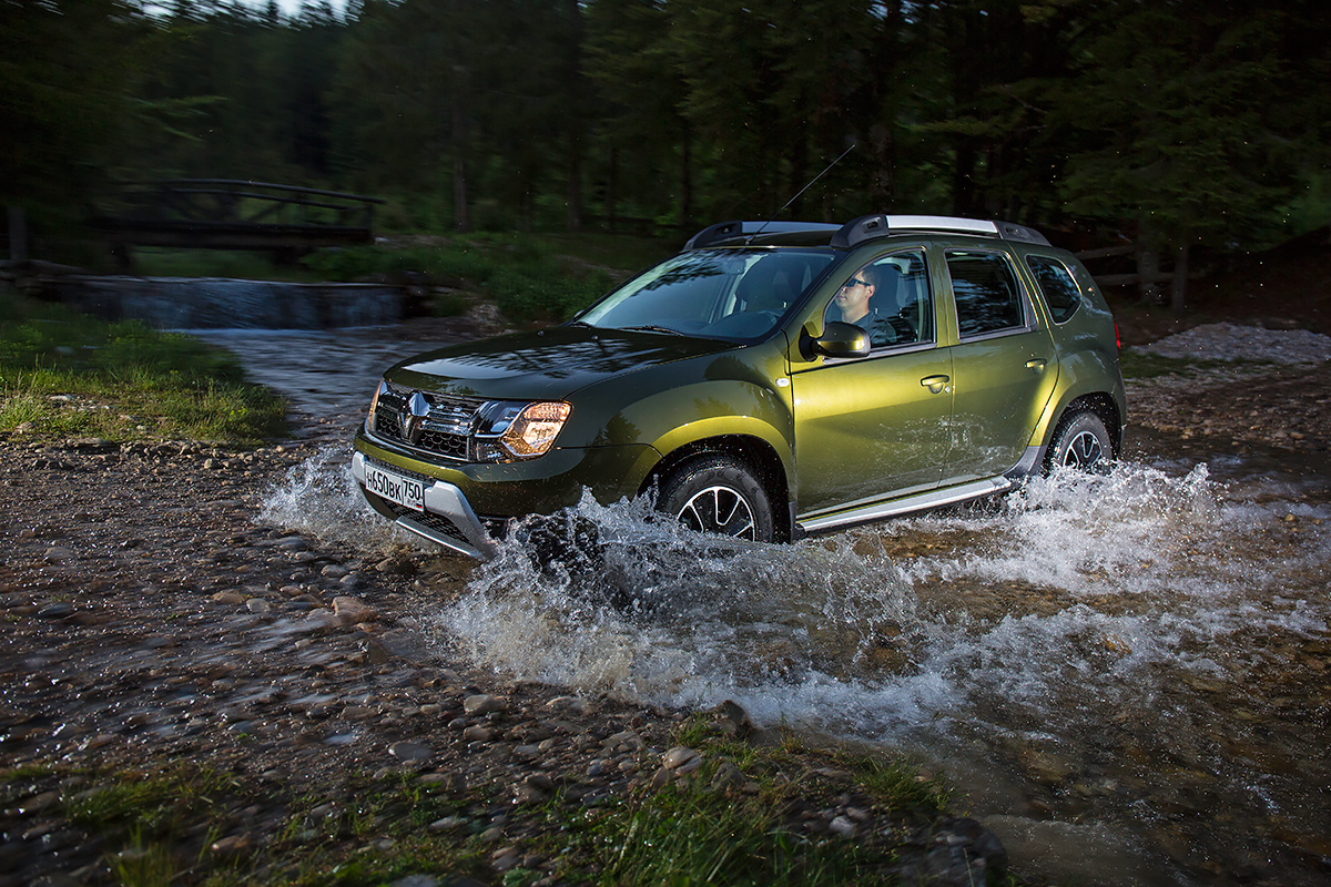 С пультом и грелкой. Тест-драйв Renault Duster :: Autonews