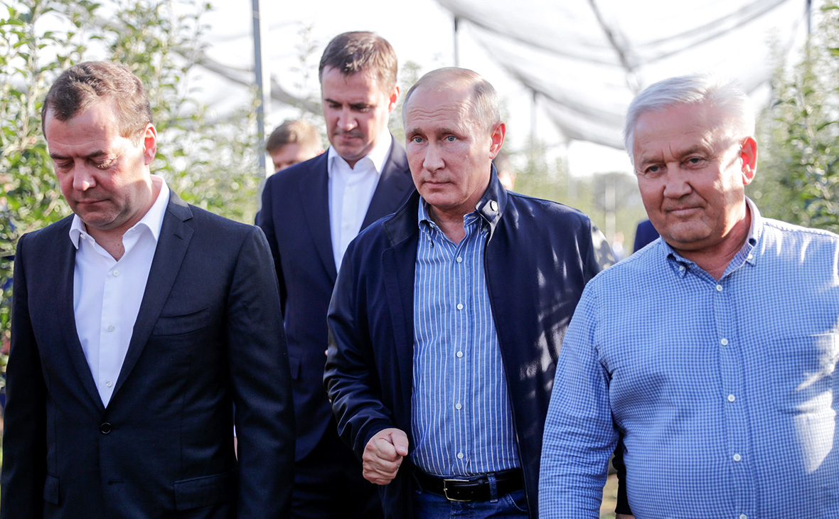 Дмитрий Медведев, Дмитрий Патрушев и Владимир Путин (слева направо)