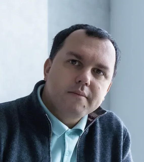 Дмитрий Царев
