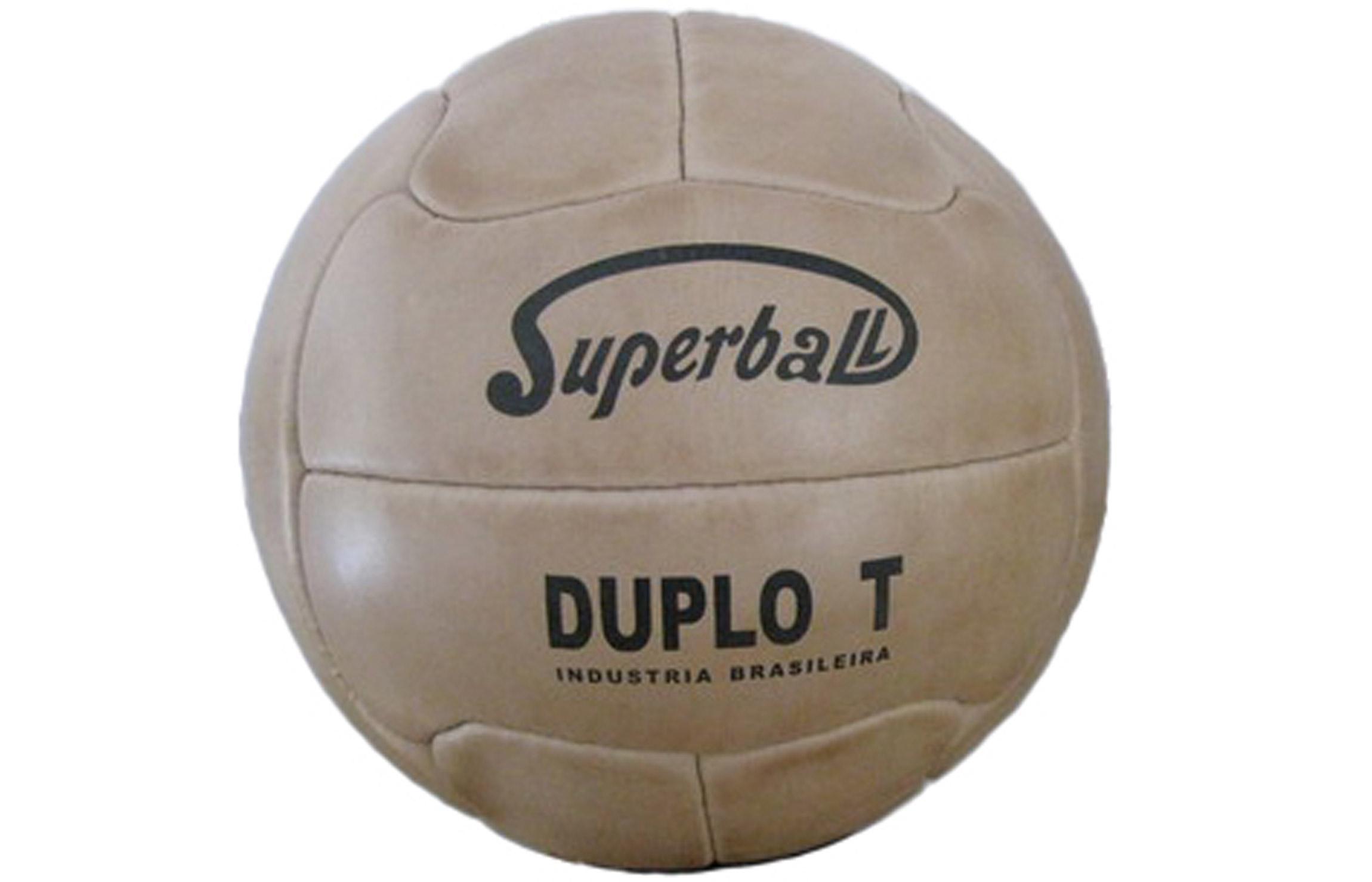Первый послевоенный чемпионат мира прошел в Бразилии. Впервые в истории мяч для турнир произвела не компания из принимающей страны. Superball Duplo T разработала аргентинская Tossolini&nbsp;&mdash; Valbonesi-Polo &amp; Cia. Этот мяч без шнурка и со шприцевым клапаном, но при этом он был стандартным 12-панельным.
