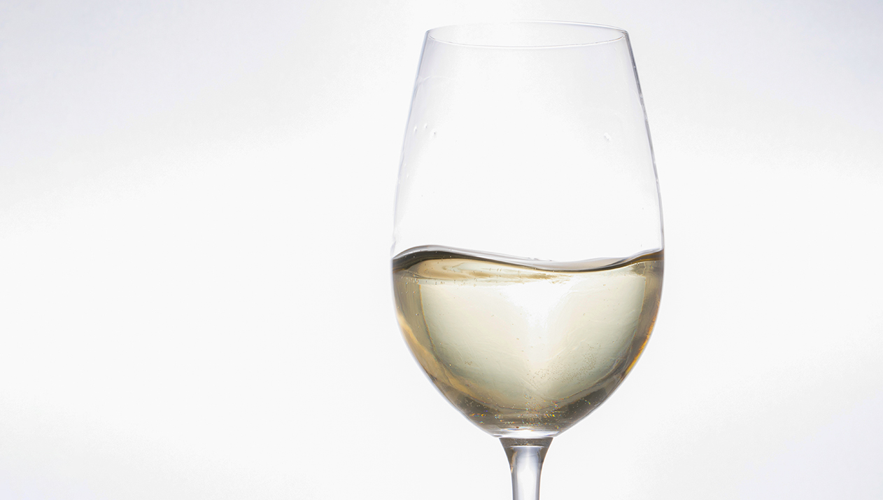 Леонид Попович — о вере в российское вино и его историю