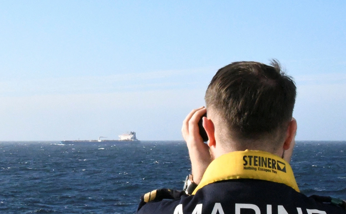 Etat-major des armees / Reuters