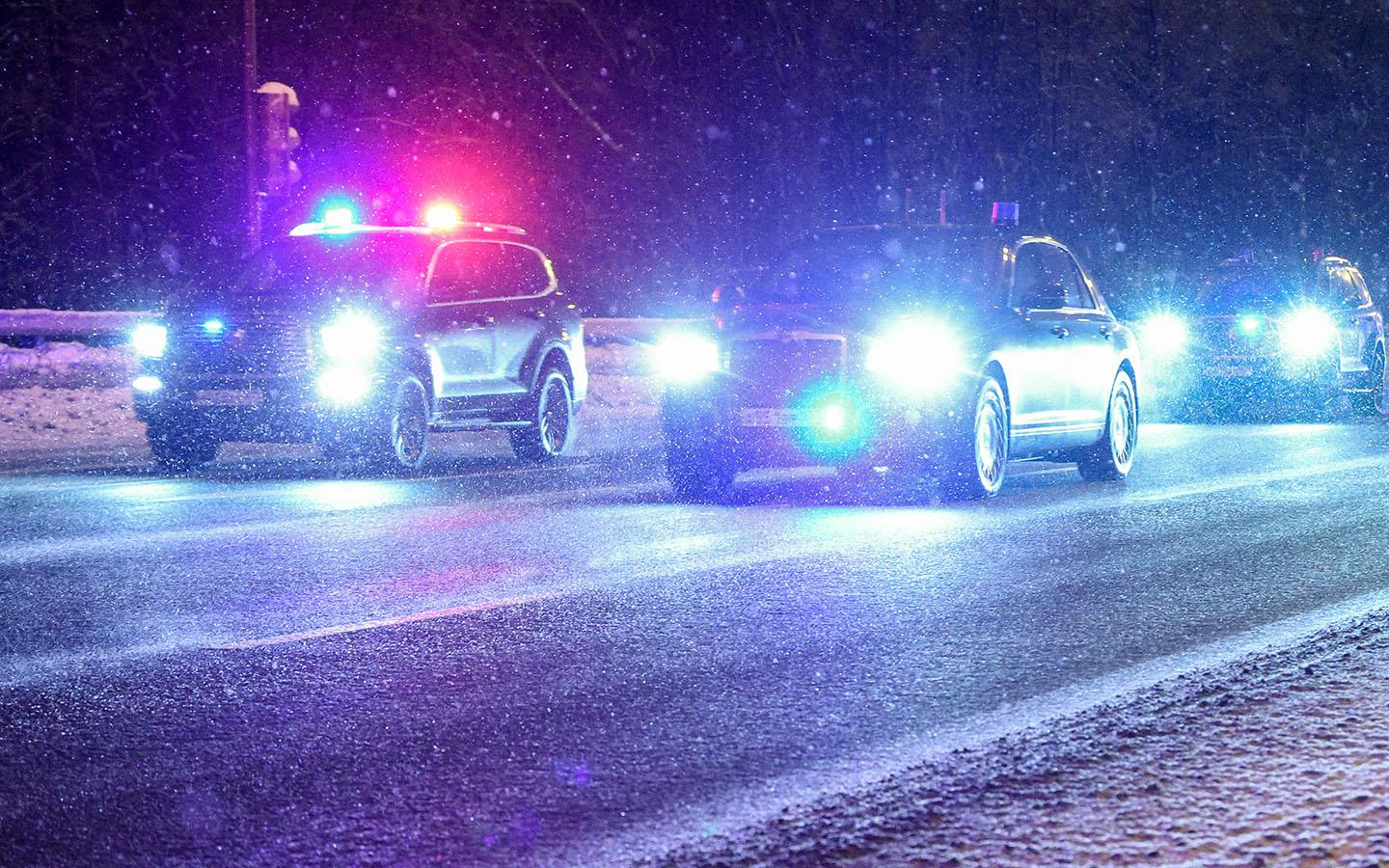 На этих машинах американская делегация приехала к Путину. Видео