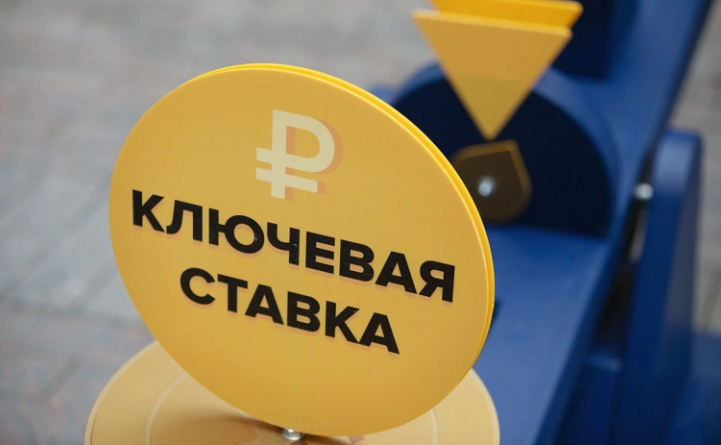 Евгений Разумный / Ведомости / ТАСС