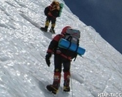 В Кабардино-Балкарии спасают сорвавшуюся со скал альпинистку из Петербурга 