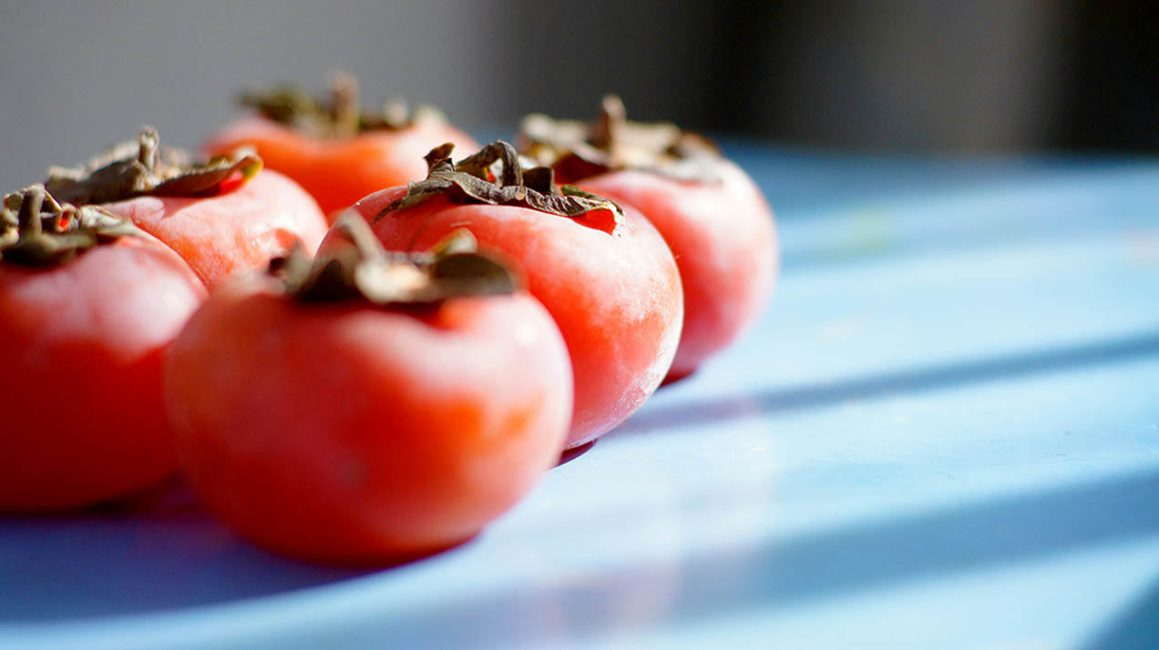 Оранжевое настроение: как выбрать хурму и что из нее приготовить