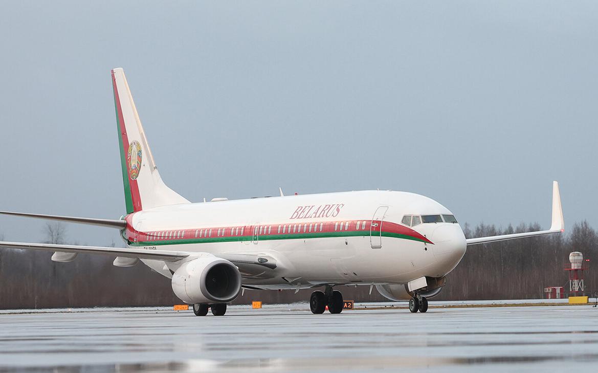 Лукашенко прибыл в Санкт-Петербург