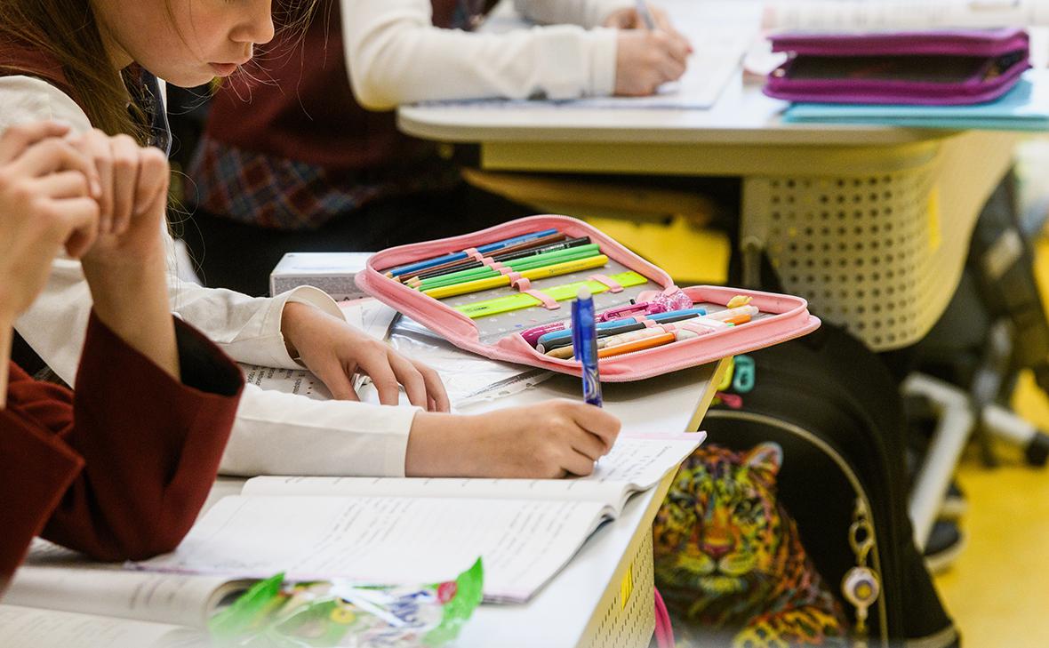 Кравцов ответил на идею о переходе к десятилетнему обучению в школах