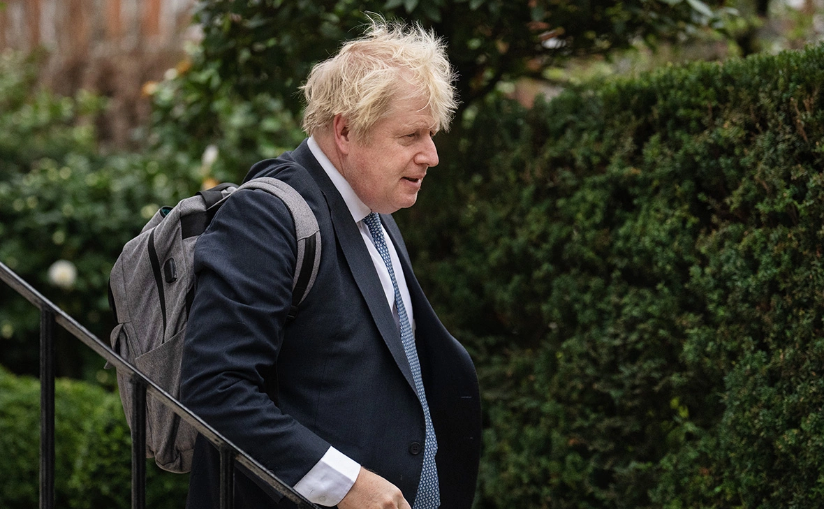 Carl Court / Getty Images