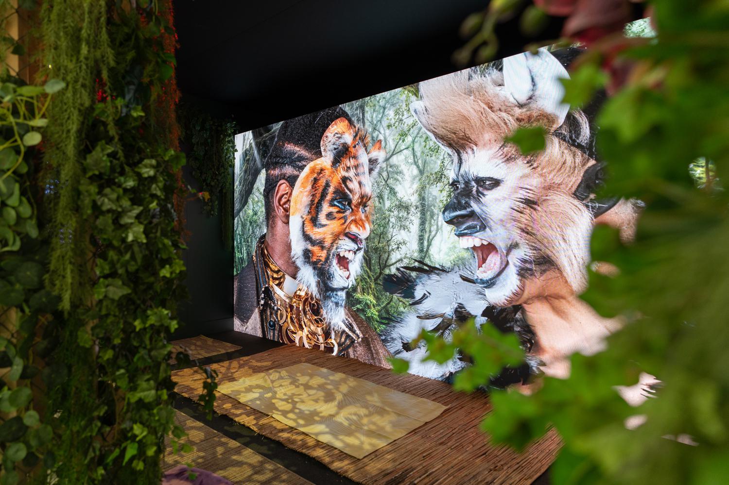 Digital Safari: Fables of the Jungle, 2025, AES+F, вид инсталляции на ярмарке Cosmoscow