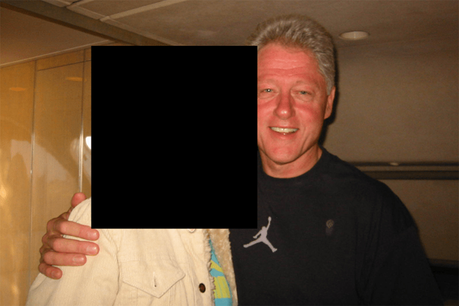 Билл Клинтон с неизвестной девушкой