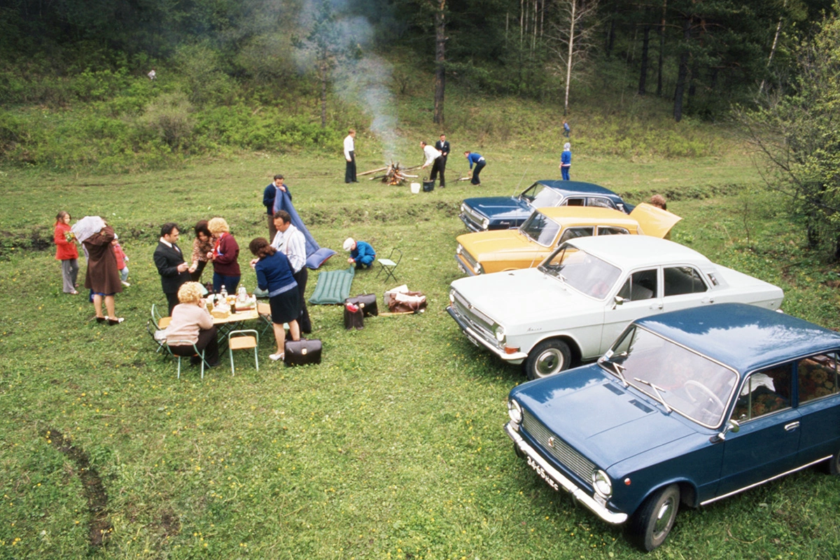 Пикник с шашлыками в СССР