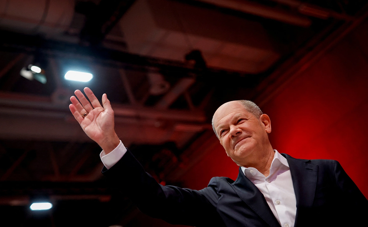 Axel Schmidt / Reuters