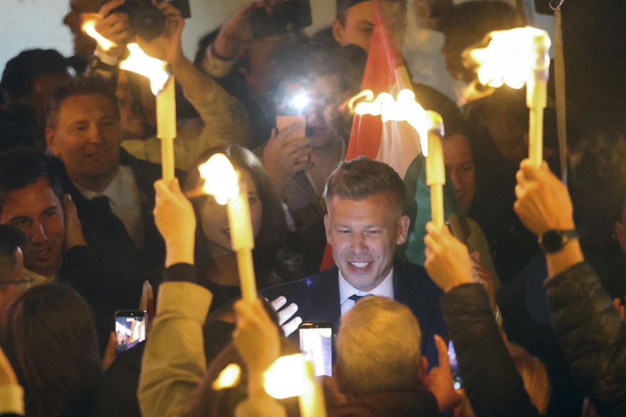 Leonhard Foeger / Reuters