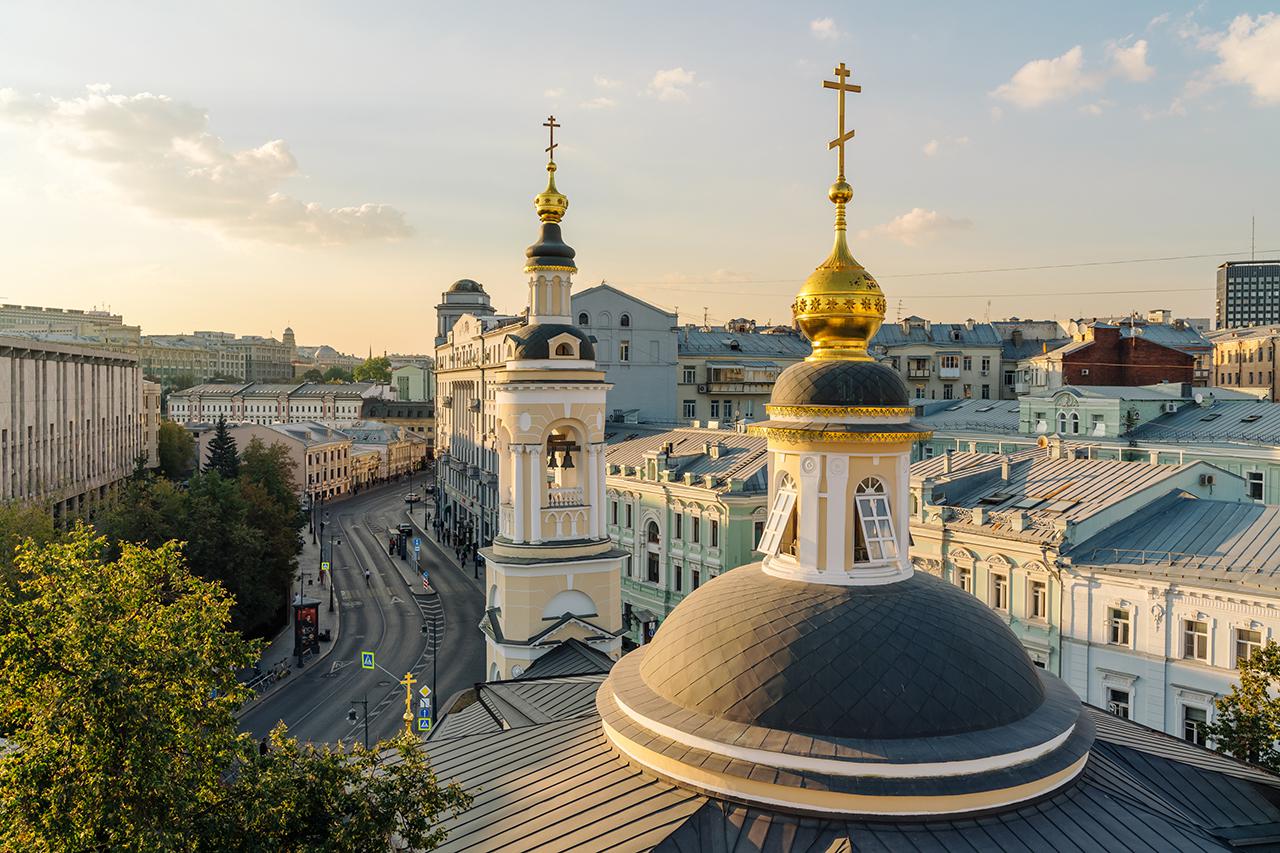 Дом с атлантами. Видовые характеристики