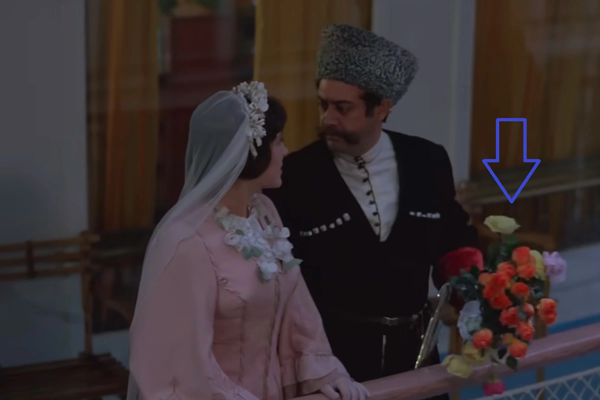 Кадр из фильма «Жестокий романс»