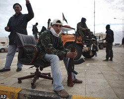 Ливийские солдаты избили британских журналистов