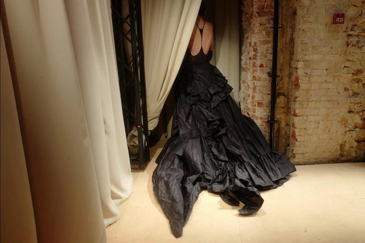 Бэкстейдж показа коллекции Sashaverse осень&mdash;зима 2026&ndash;2027