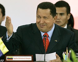 У.Чавес разжевал лист коки на международном саммите