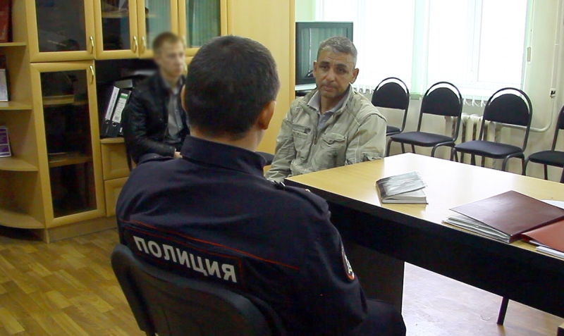 В Тобольске поймали серийного грабителя АЗС с автоматом Калашникова 