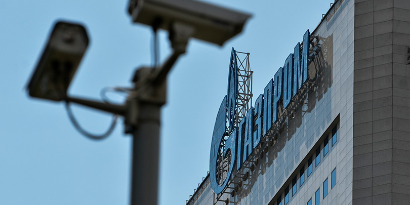 «Газпром» согласился снять ограничения на реэкспорт газа Европе