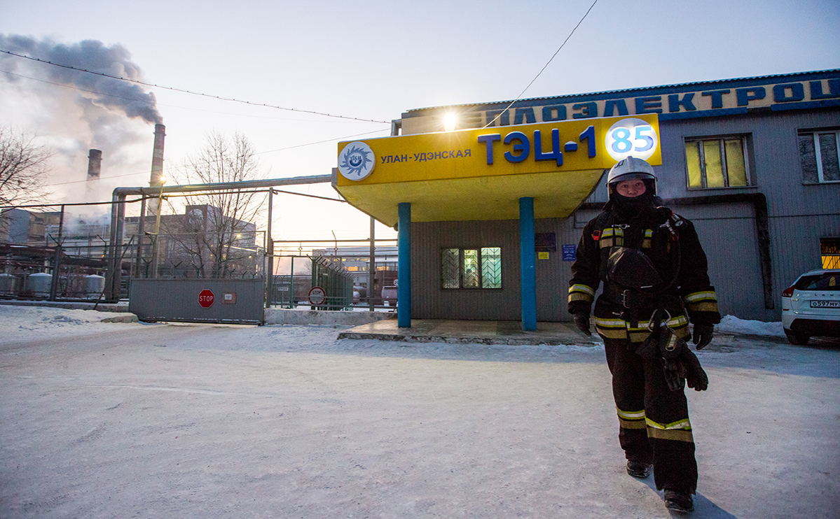 В Улан-Удэ ограничили подачу тепла почти в 800 домов из-за пожара на ТЭЦ —  РБК