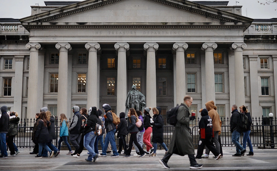 Chip Somodevilla / Getty Images