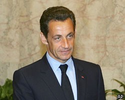 Николя Саркози снова высмеяли - на этот раз в клипе 