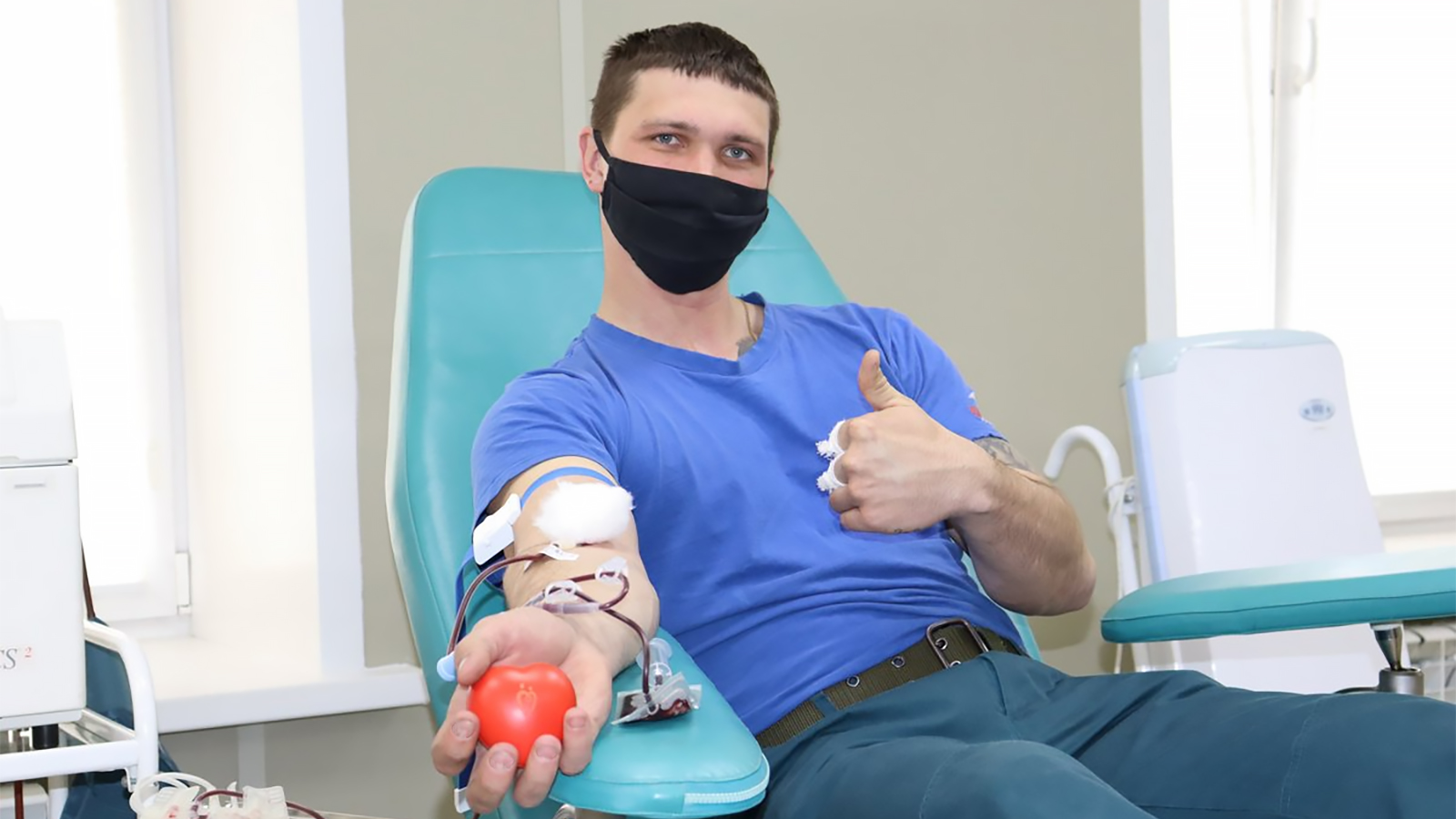 Какие выплаты положены почетным донорам в 2026 году. Список и нюансы