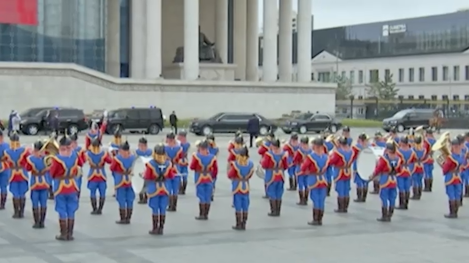 Встреча Путина в Монголии и переговоры в юрте. Видео