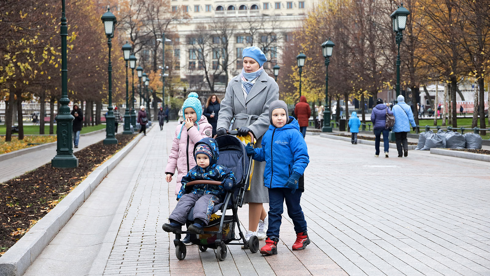 Матвиенко призвала переориентировать маткапитал на многодетные семьи