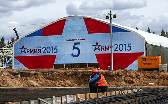 Строительство площадки для проведения Международного военно-технического форума «Армия-2015» в парке «Патриот», подмосковная Кубинка