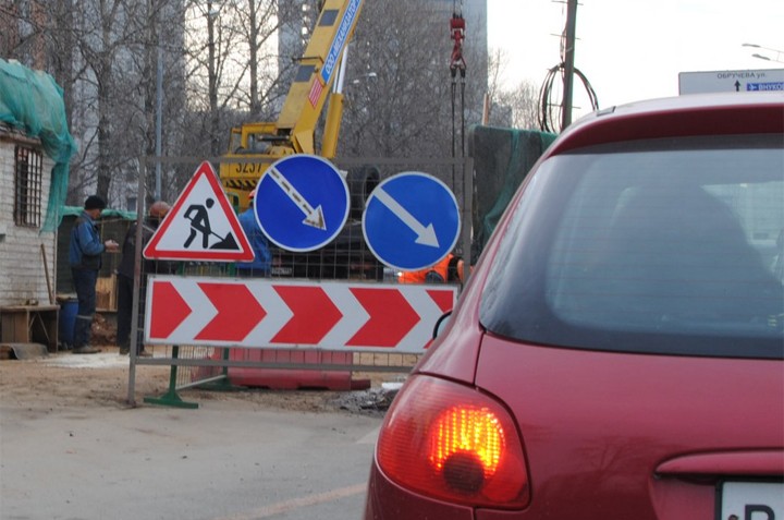 Ради дачников в выходные будут прекращать ремонт дорог