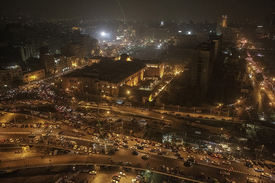 Вид на улицы ночного Каира