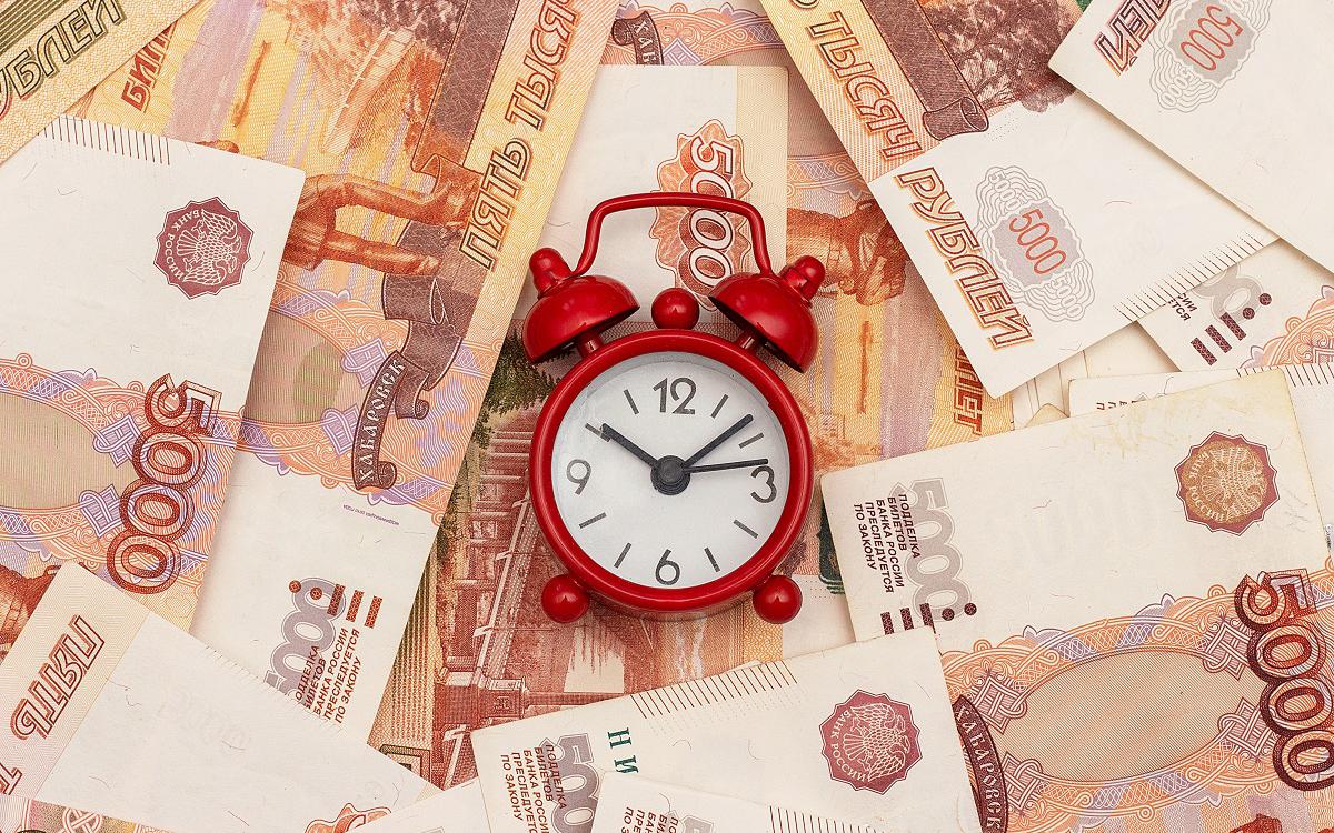 Прогноз Зубца: курс доллара в России может упасть до 80 рублей