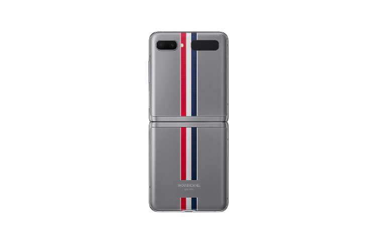 Смартфон, коллаборация Thom Browne X Samsung