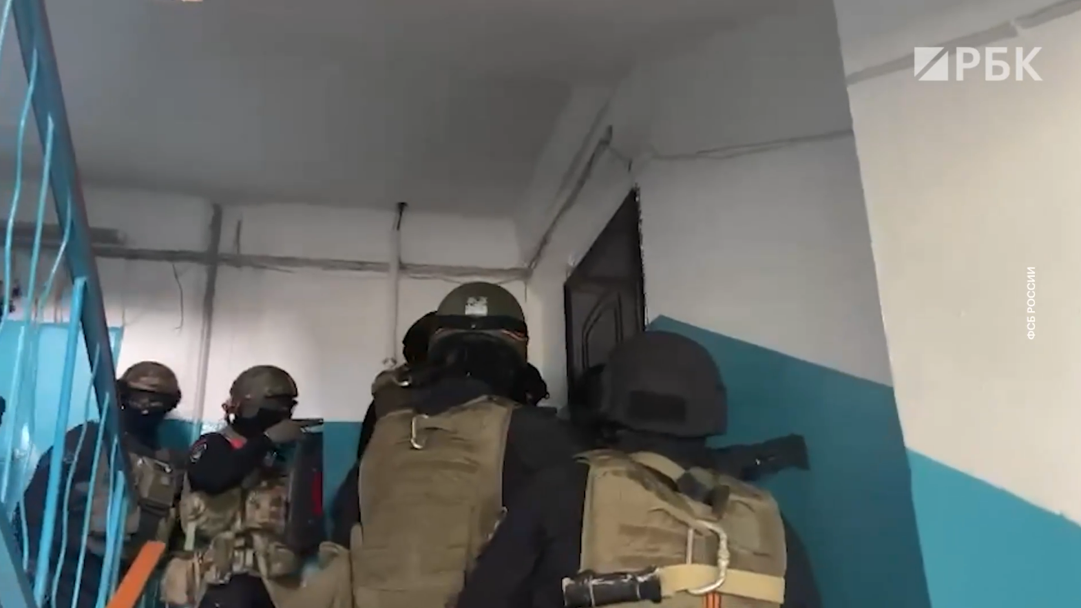 ФСБ задержала почти 50 человек по подозрению в финансировании боевиков