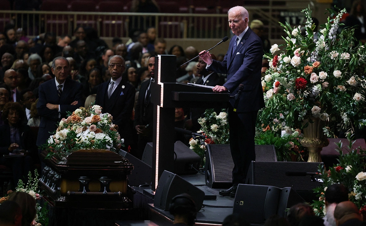 Shannon Stapleton / Reuters