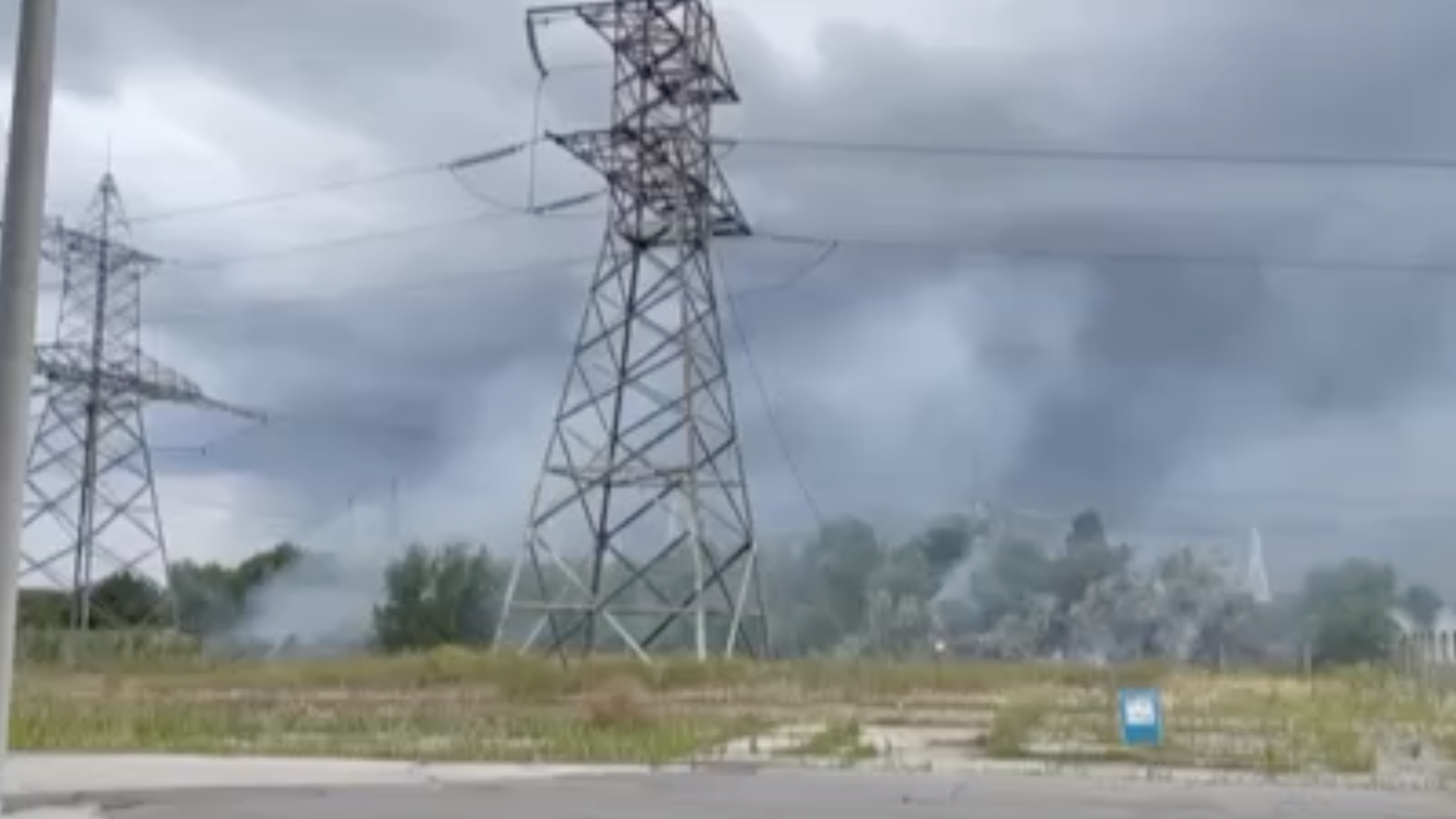 Власти Энергодара заявили об обстреле территории Запорожской АЭС